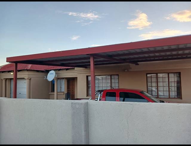3 BEDROOM HOUSE FOR SALE IN RETHABILE GARDENS
